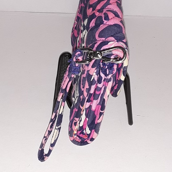 Vera Bradley Katalina quilted turnlock wristlet - Picture 5 of 8